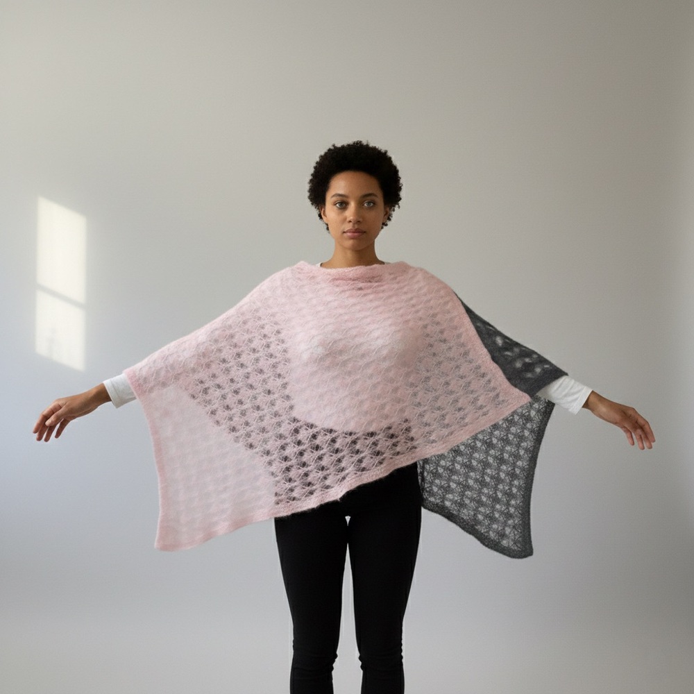 Vintage 🌸 🇮🇹 Mohair Blend Retro Colorblock Poncho Hand-Knit Pink Gray